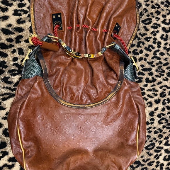 Louis Vuitton Snakeskin-Trimmed Monogram Epices Kalahari GM - Picture 7 of 14